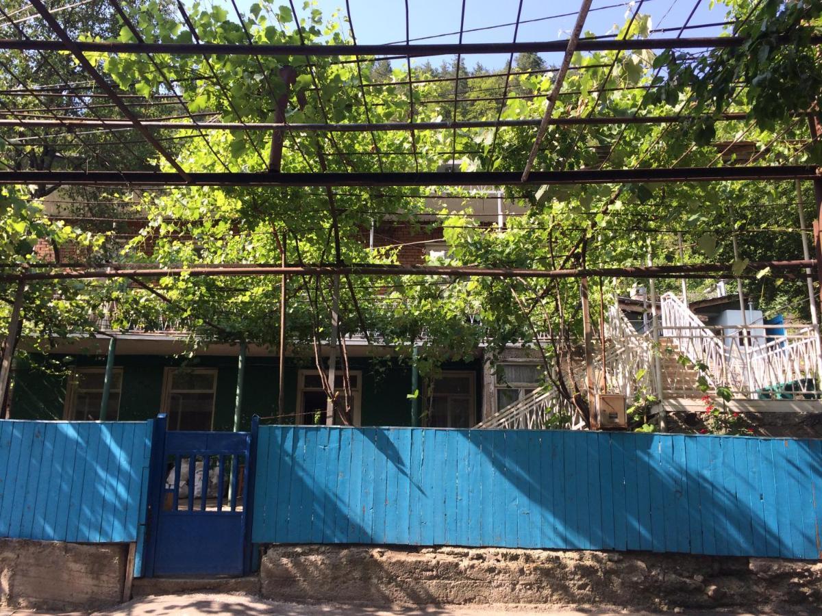 Guesthouse Malkhazi Bordschomi Exterior foto