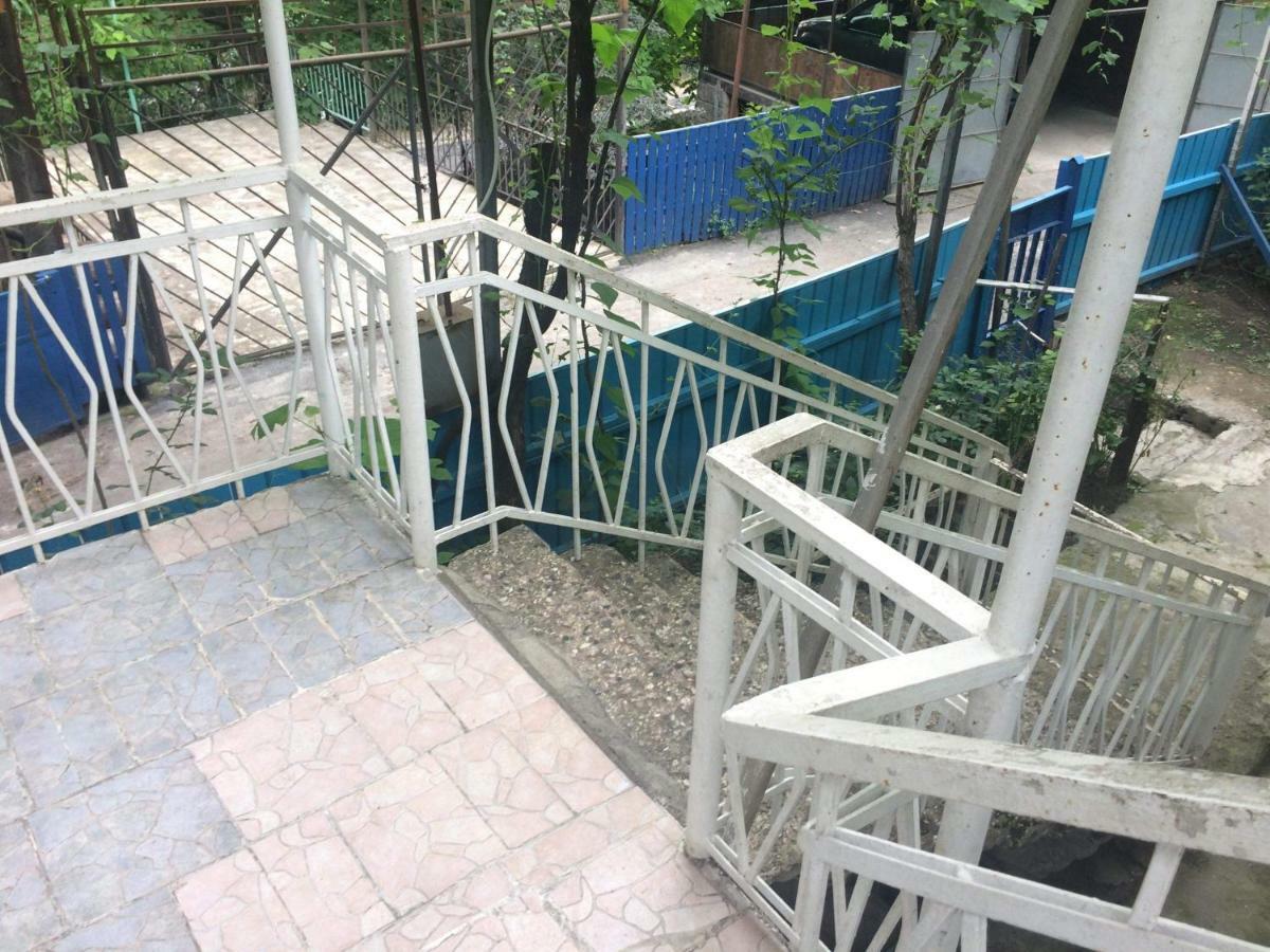 Guesthouse Malkhazi Bordschomi Exterior foto