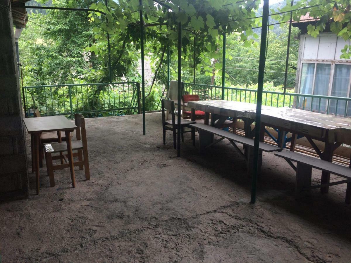 Guesthouse Malkhazi Bordschomi Exterior foto