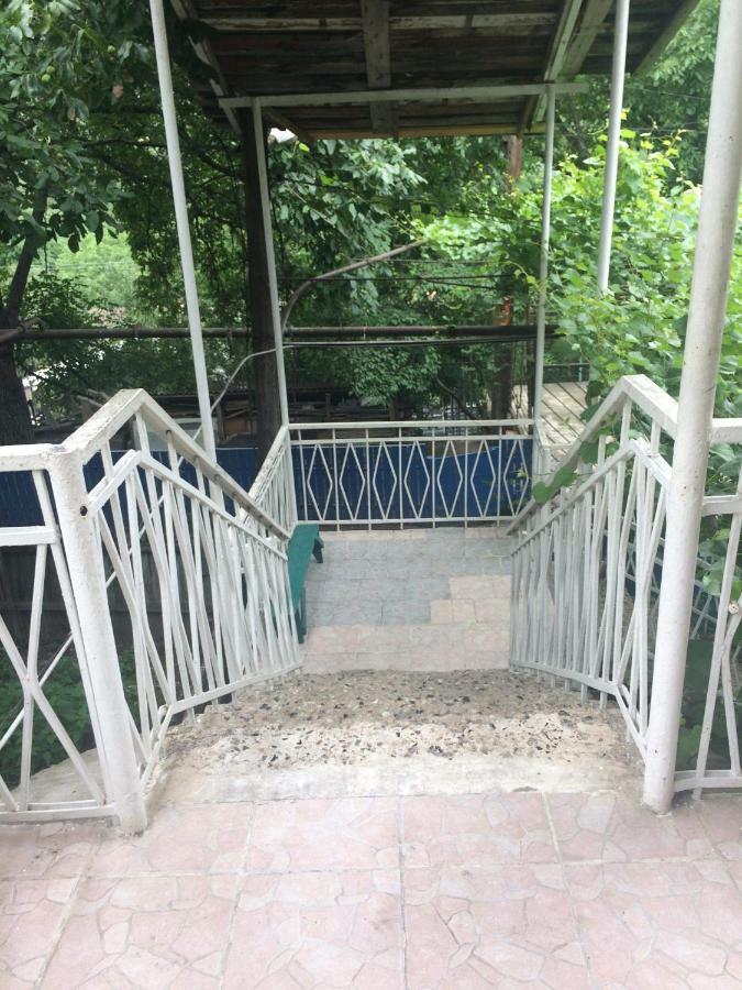 Guesthouse Malkhazi Bordschomi Exterior foto